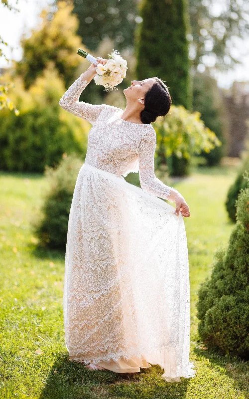 A-Line Lace Vintage Wedding Dress With Bateau Neckline And Long Sleeve-716568 Luxury Lace Gown