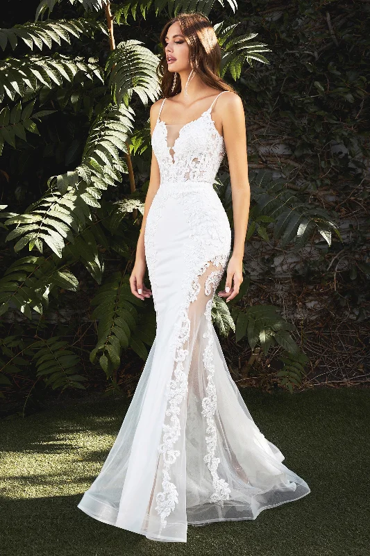 **Cinderella Divine: Embroidered Mermaid Gown for Enchanting Evenings** Romantic Wedding Dress