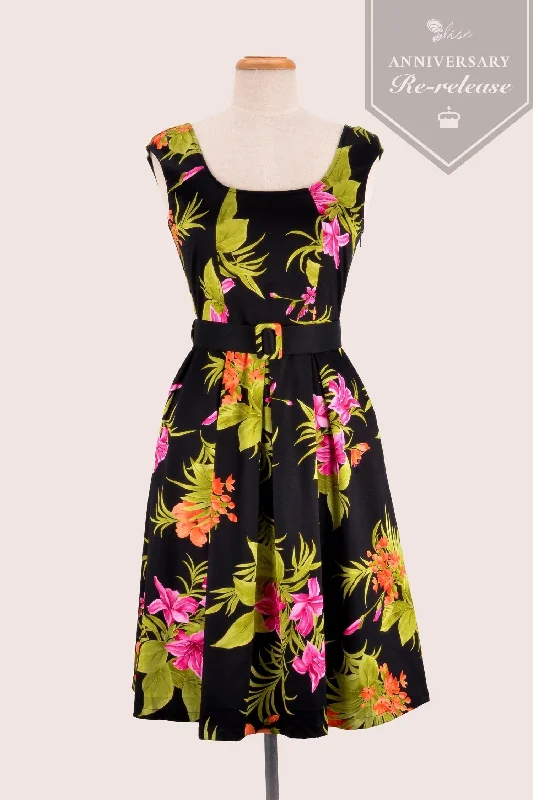 Hawaiian Floral Dress Minimalist floral dresses